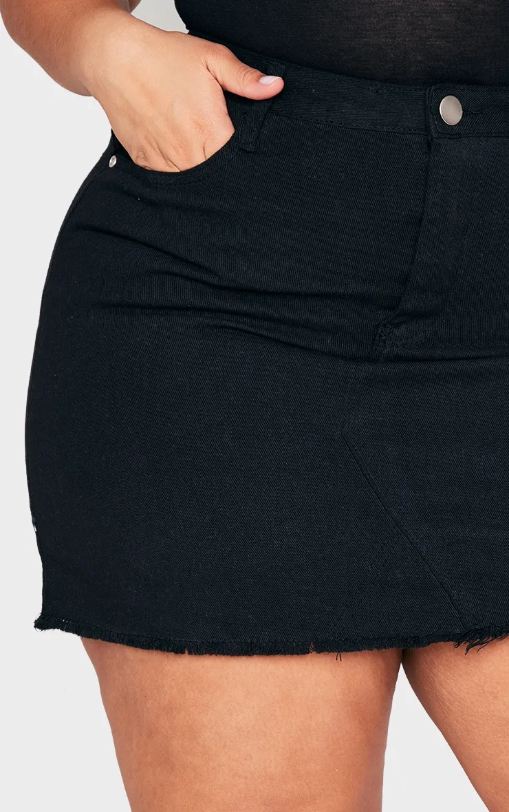 Plus Basic Black Denim Skirt sold by Pretty Little Thing product image thumbnail 5