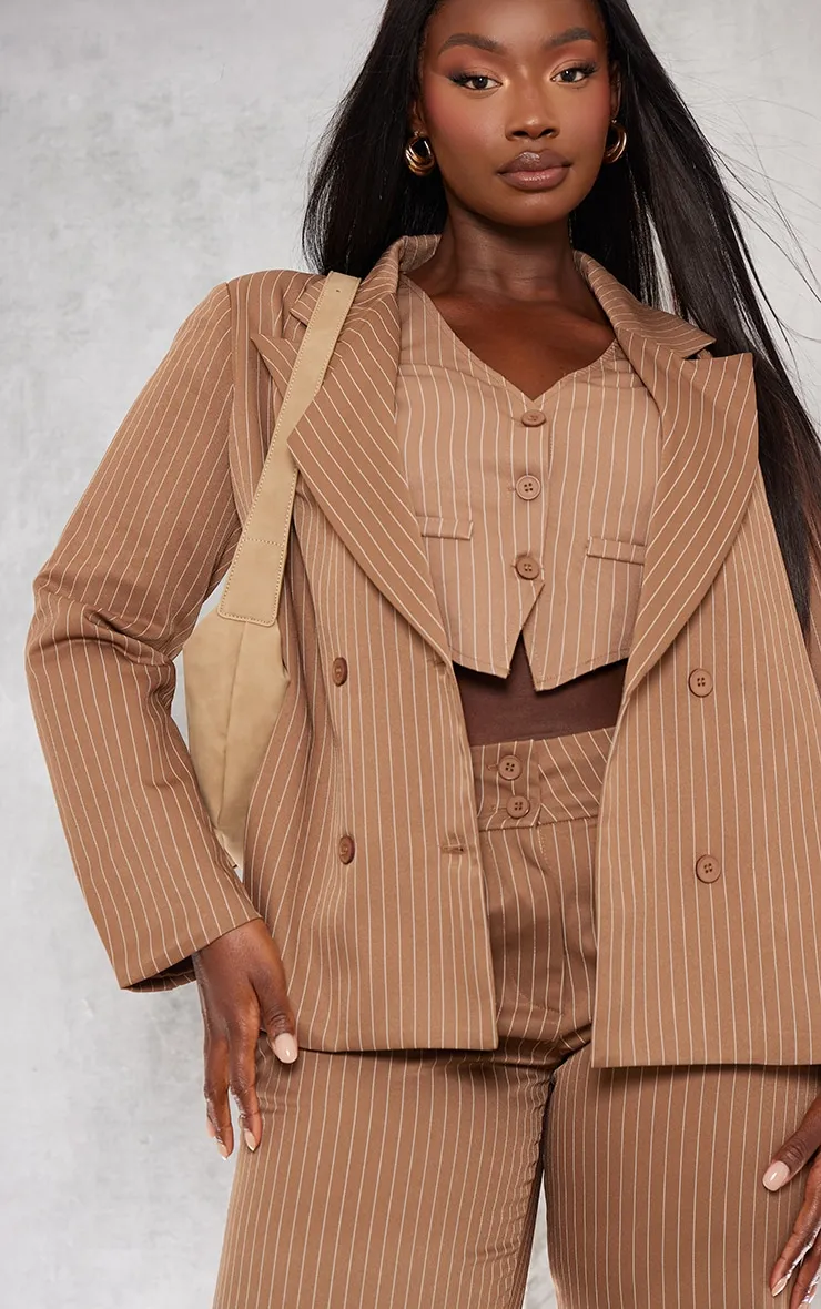 Plus Brown Oversized Stripe Tailored Blazer sold by Pretty Little Thing product image thumbnail 4