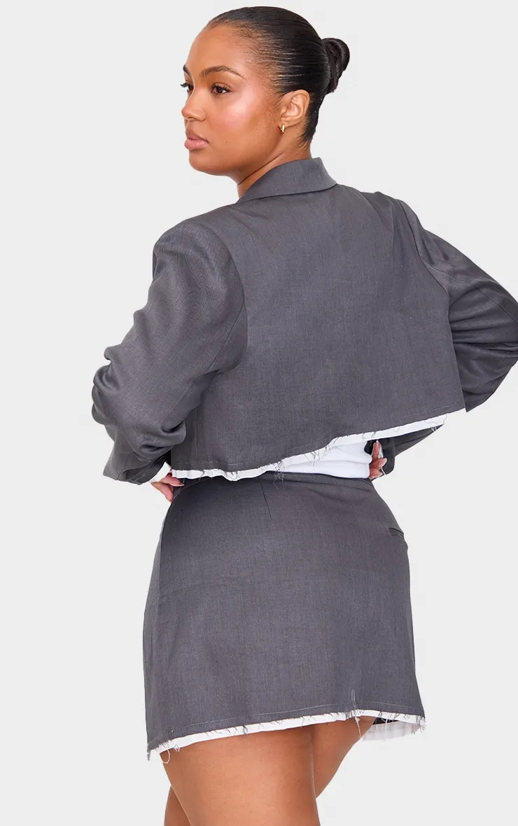 Plus Grey Contrast Binding Cropped Blazer sold by Pretty Little Thing product image thumbnail 2