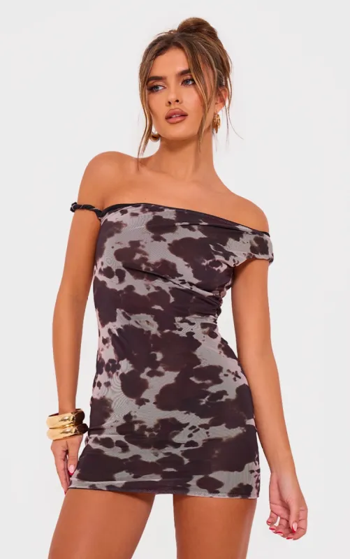 Brown Double Layer Slinky Cow Print Twist Bodycon Dress sold by Pretty Little Thing