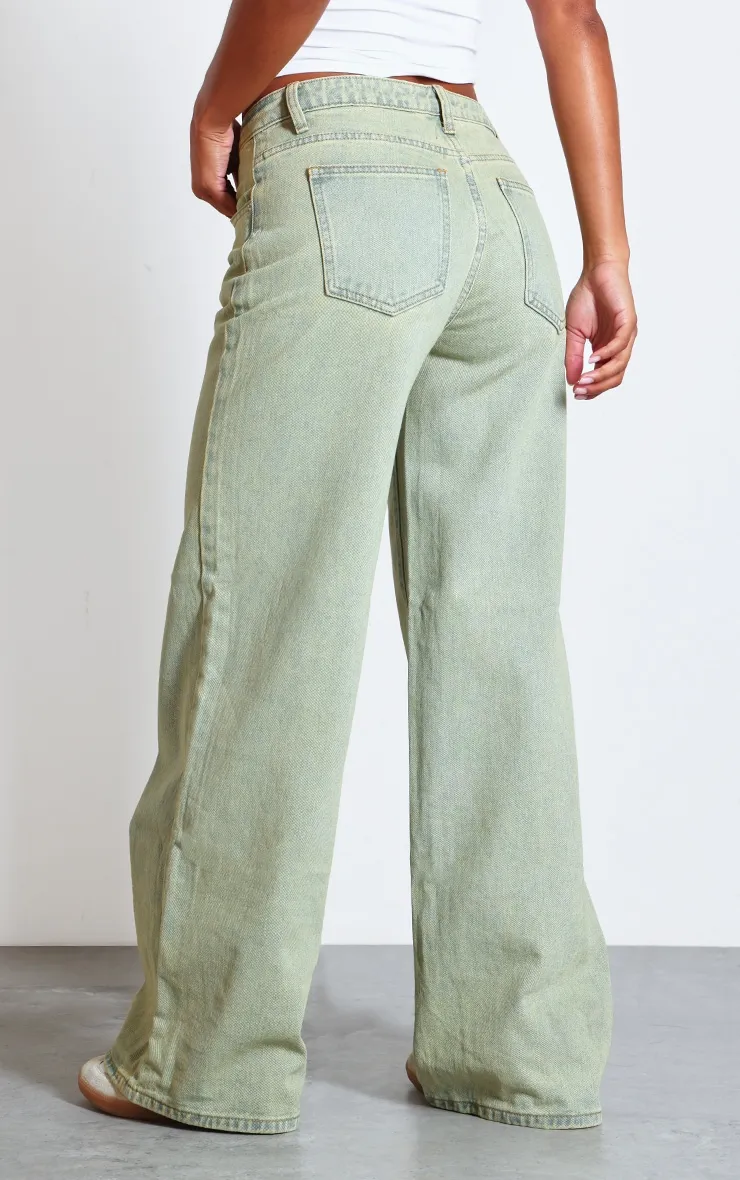Vintage Wash Wide Leg Low Rise Jeans sold by Pretty Little Thing product image thumbnail 3
