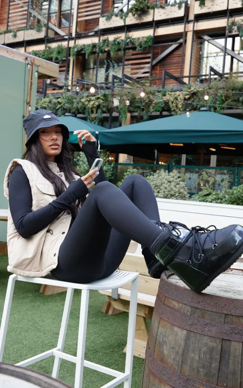 MOON BOOT Black Low Glance sold by Pretty Little Thing