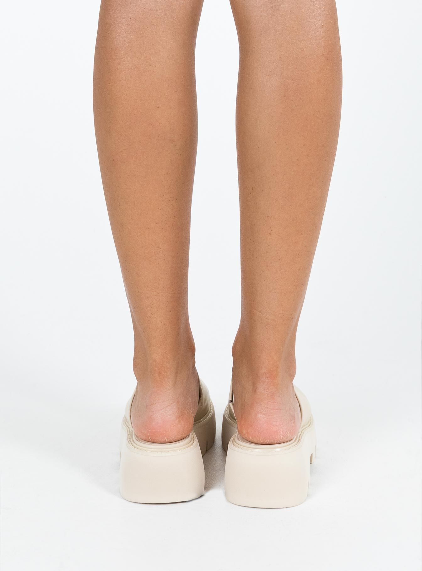 Hetley Sunglasses Black / Blue sold by Princess Polly product image thumbnail 2