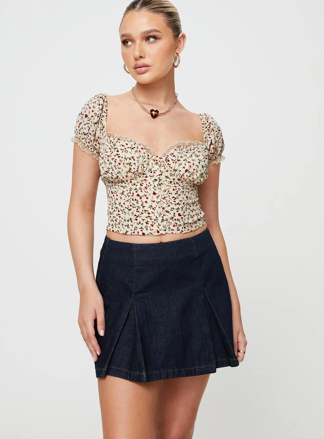 Karian Top Floral sold by Princess Polly product image thumbnail 2