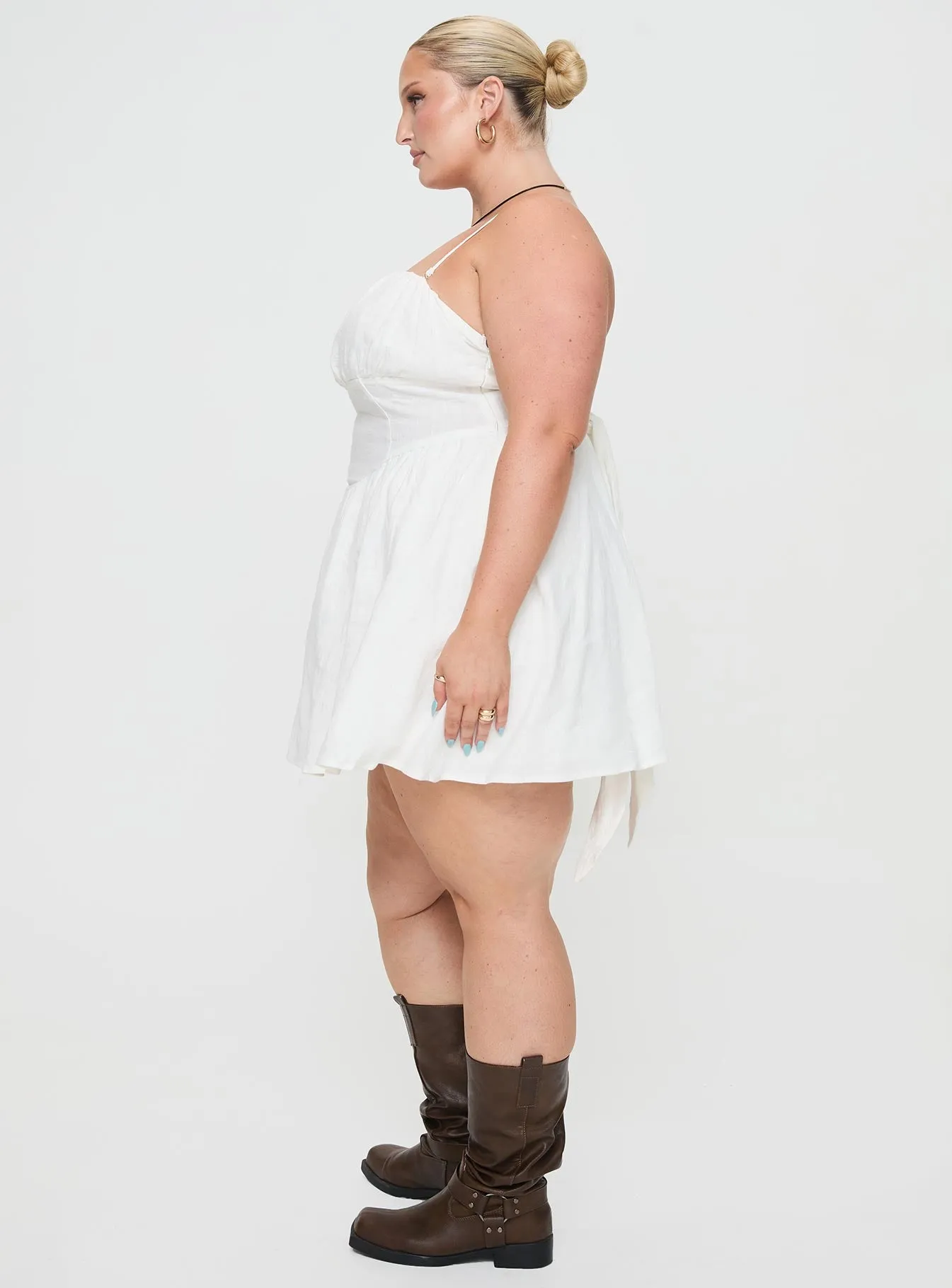 Slow Dance Linen Blend Mini Dress White Curve sold by Princess Polly product image thumbnail 4