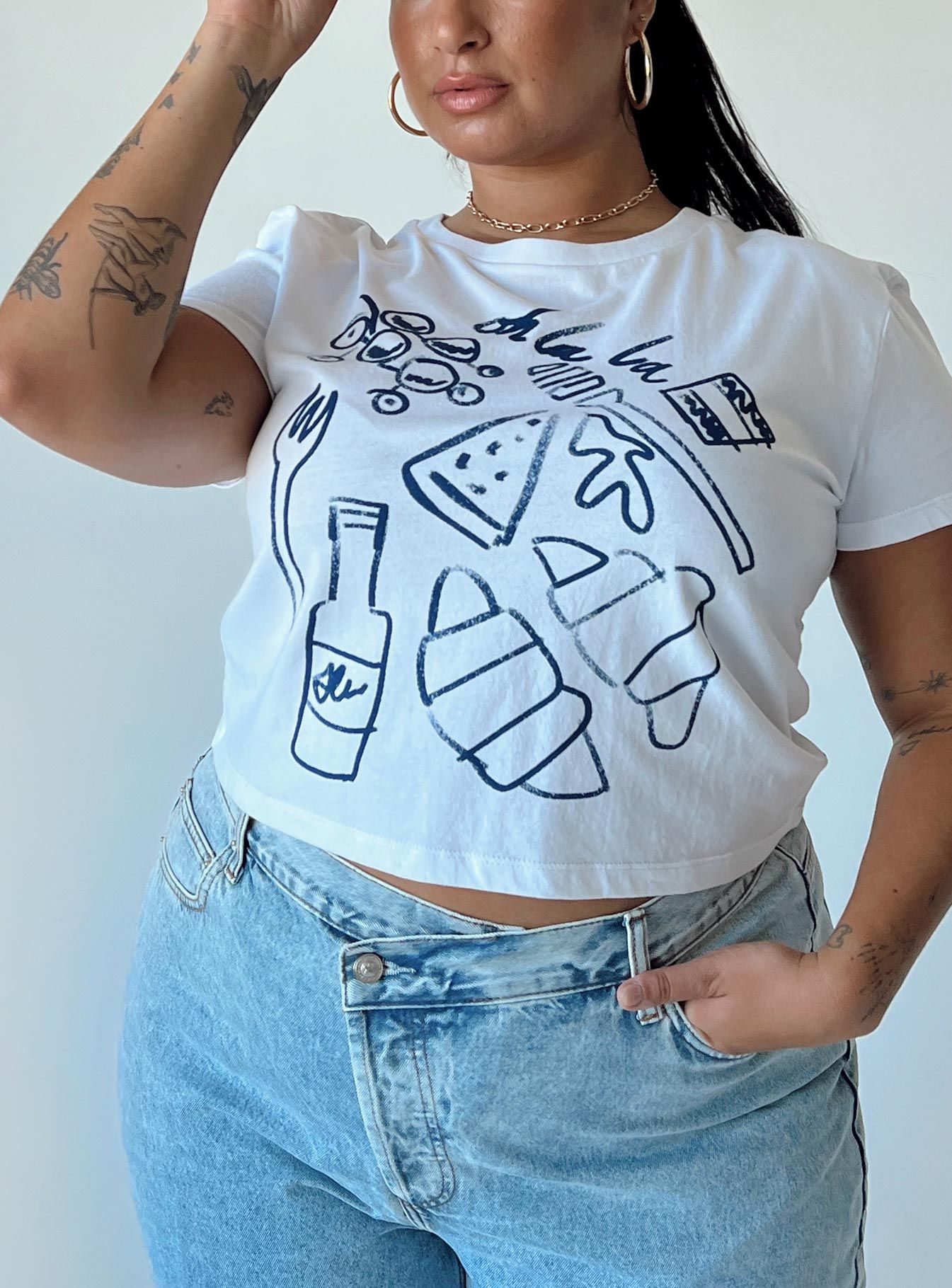 Holly Asymmetric Ripped Leg Jeans Curve sold by Princess Polly product image thumbnail 3