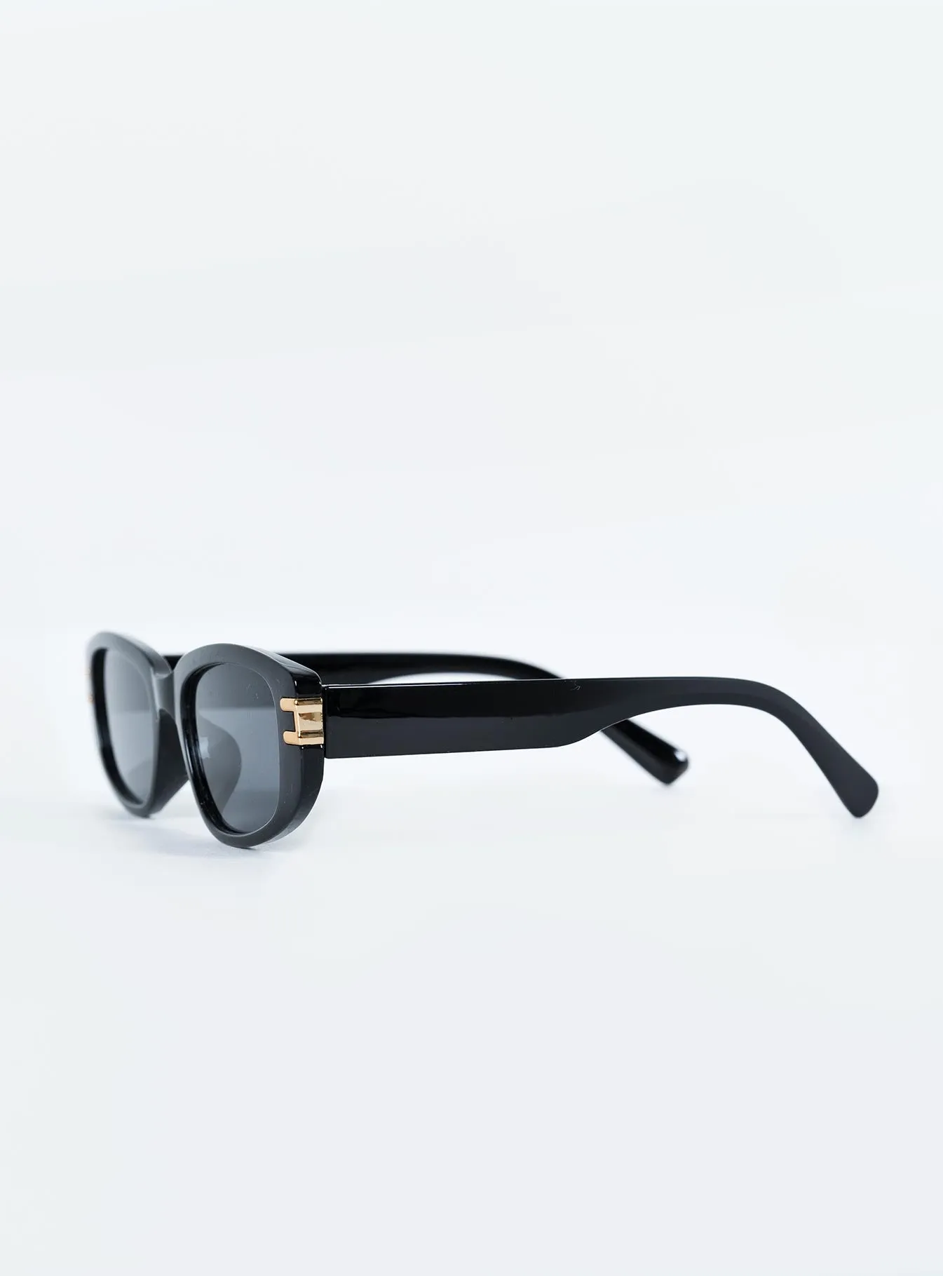 Brunz Sunglasses Black sold by Princess Polly product image thumbnail 3