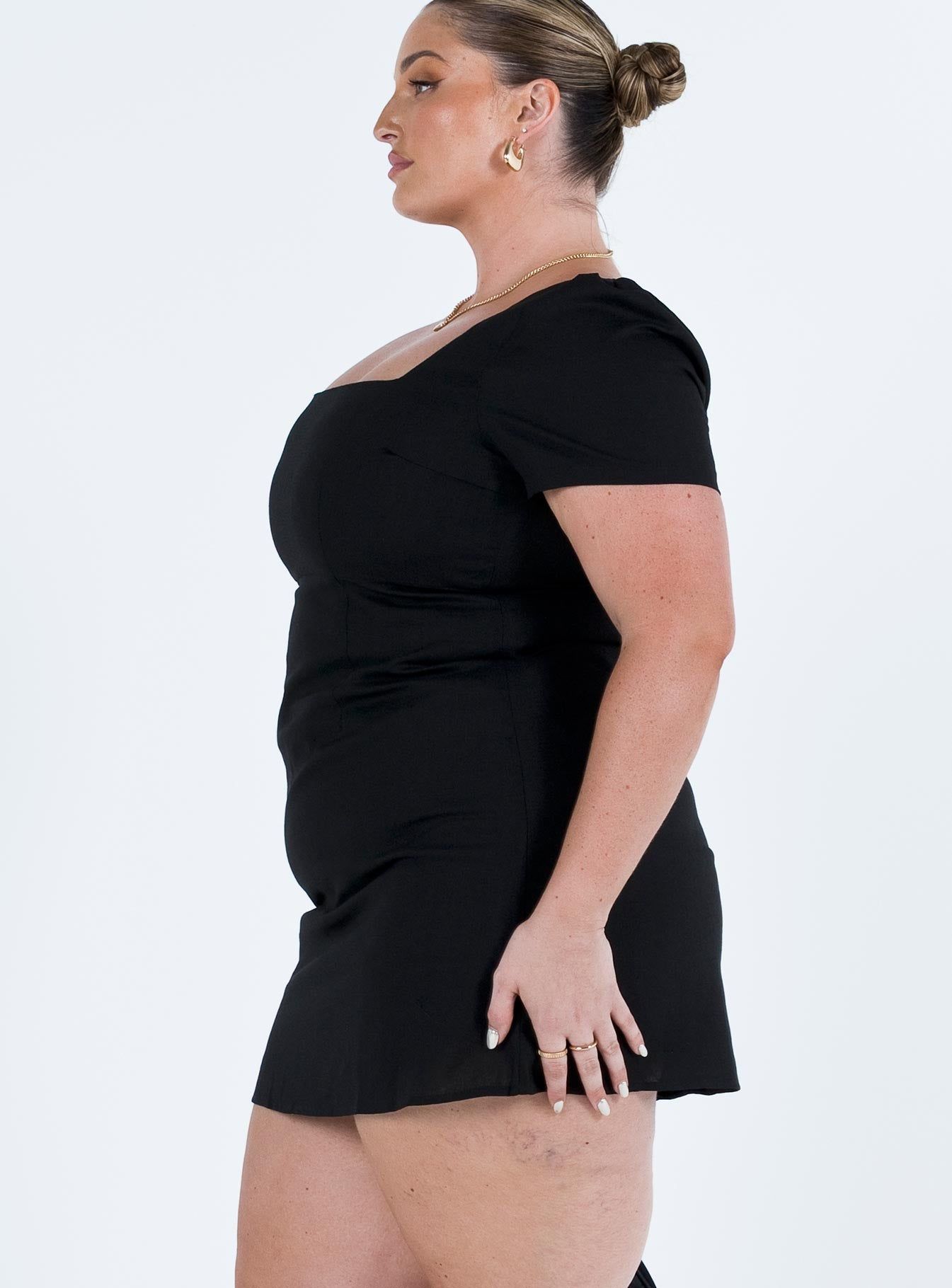 Hastings Mini Dress Black Curve sold by Princess Polly product image thumbnail 4