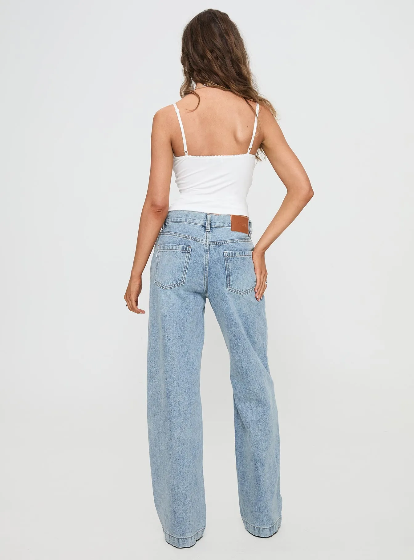 Anelli Low Rise Straight Leg Jeans Light Blue Wash sold by Princess Polly product image thumbnail 5