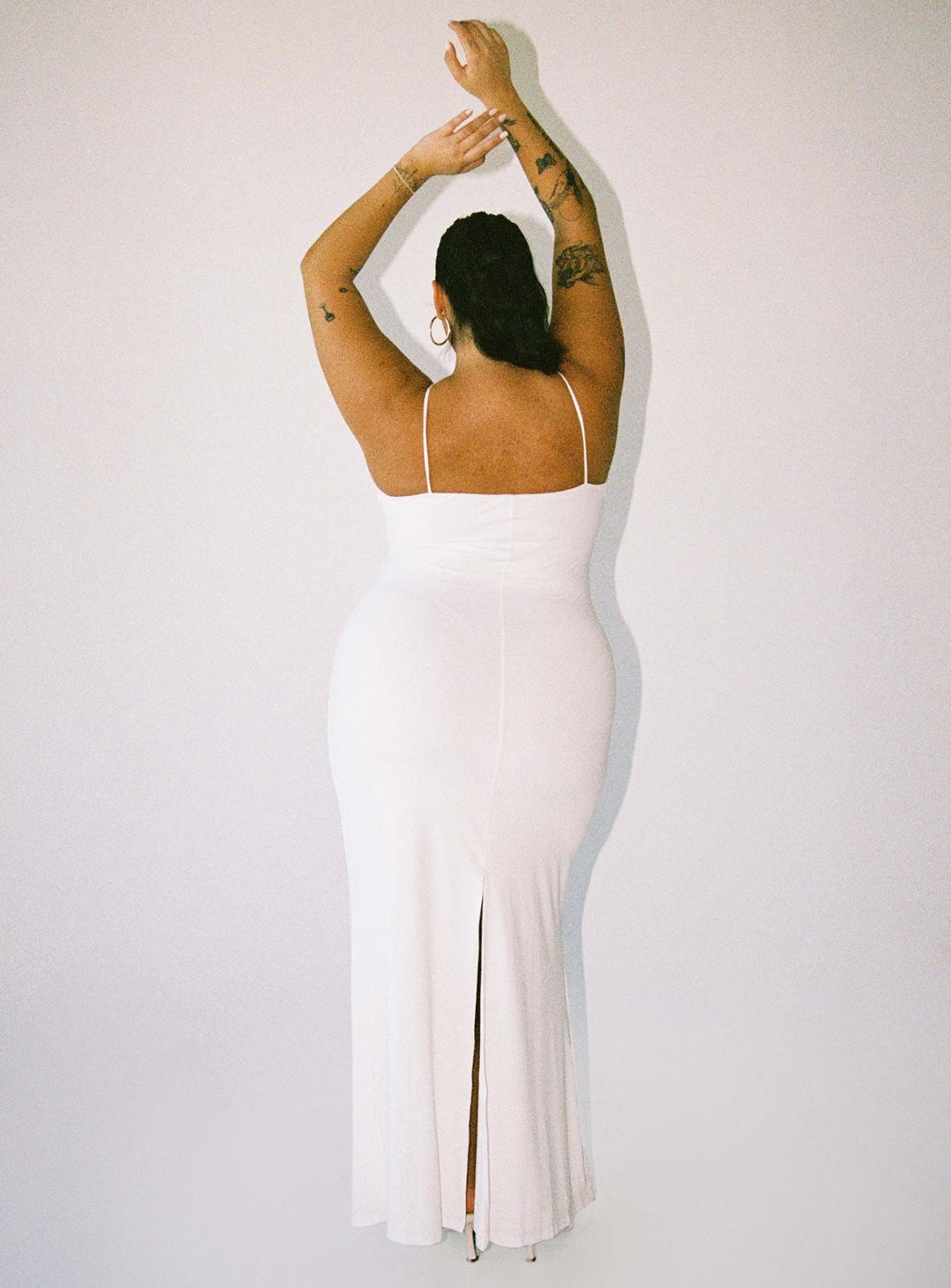 Maci Maxi Dress White Curve sold by Princess Polly product image thumbnail 4