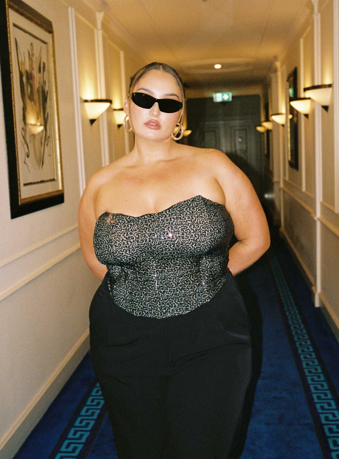 Azriel Corset Black Curve sold by Princess Polly