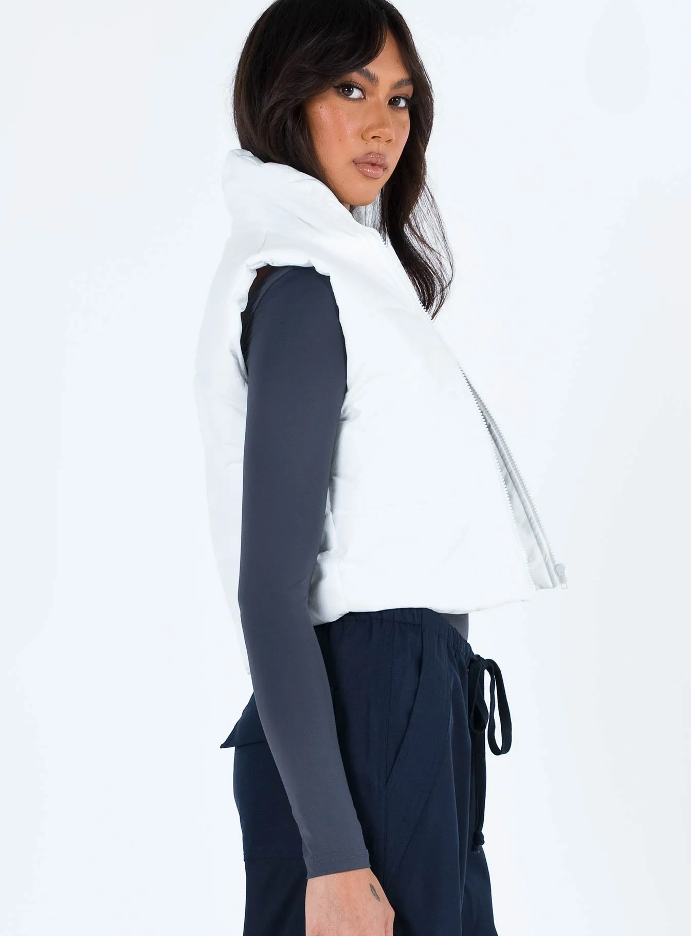 Kirby Puffer Vest White sold by Princess Polly product image thumbnail 5