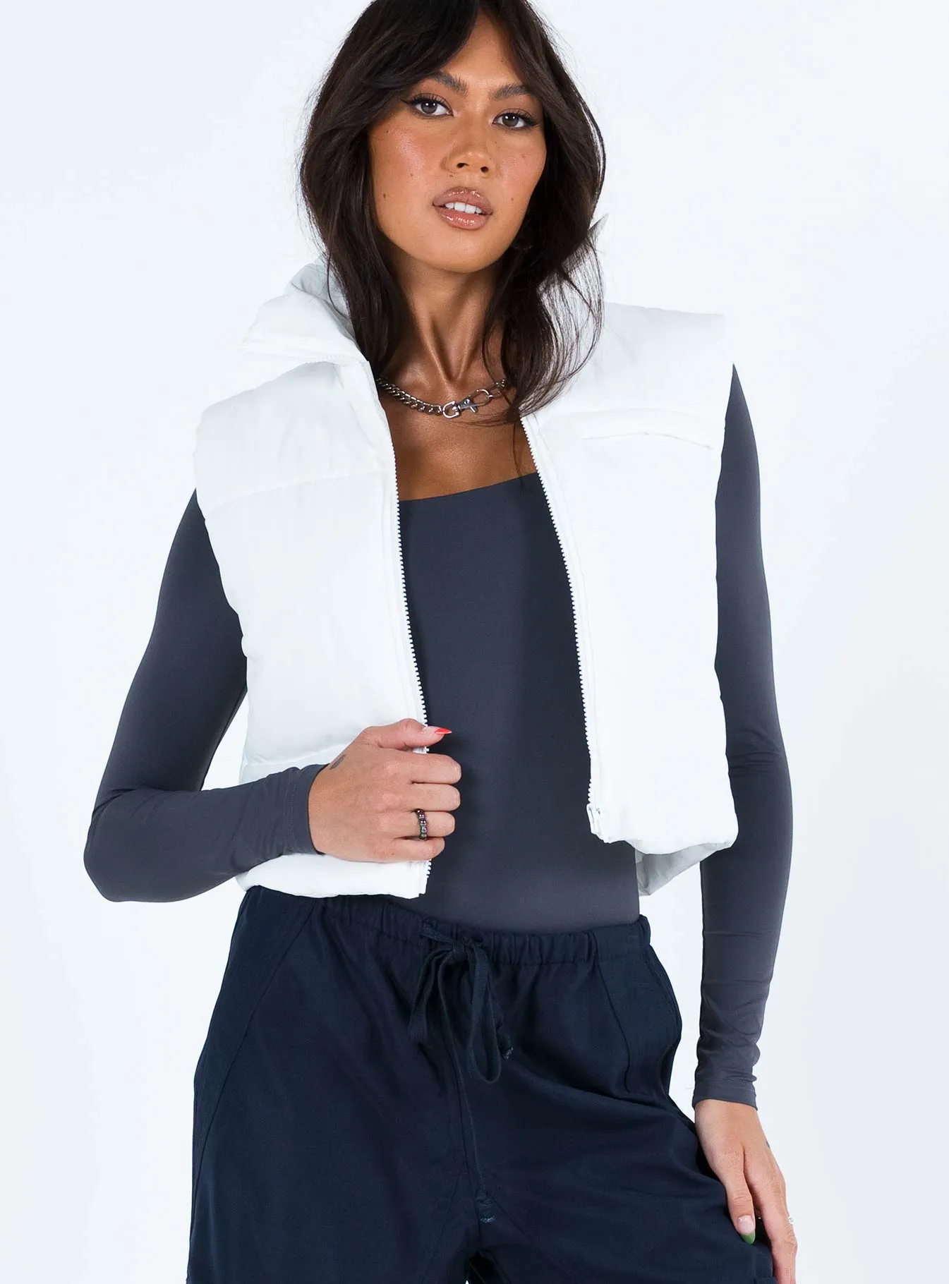 Kirby Puffer Vest White sold by Princess Polly product image thumbnail 3