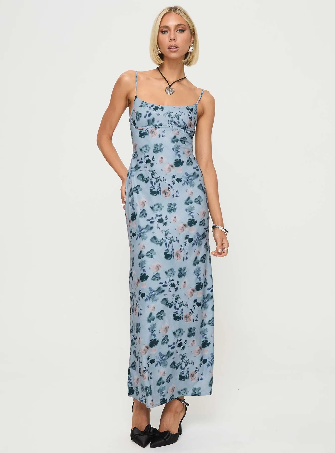 Ravia Maxi Dress Blue / Floral sold by Princess Polly product image thumbnail 2