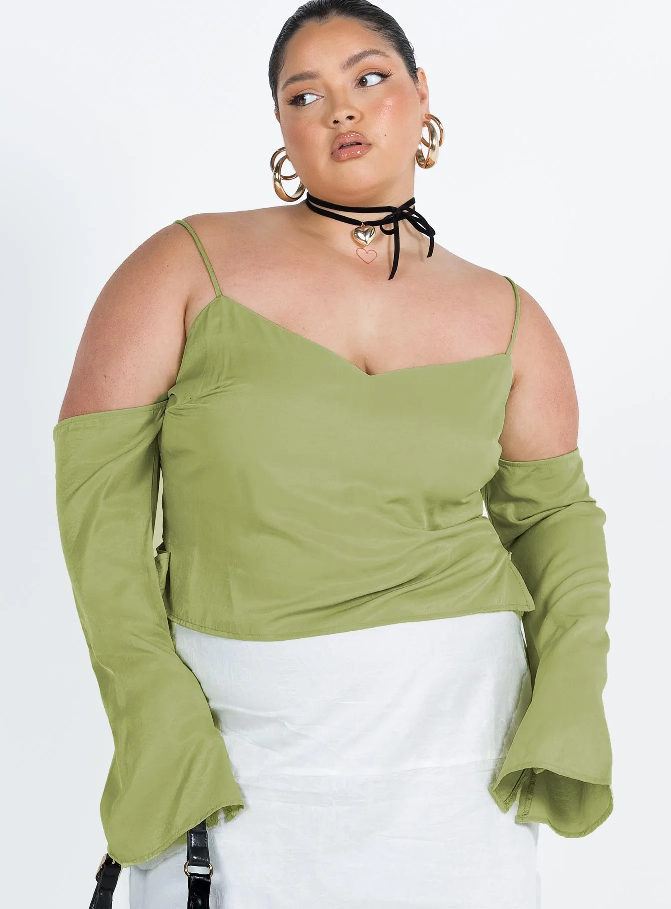 Cold Shoulder Top Green Curve sold by Princess Polly product image thumbnail 2