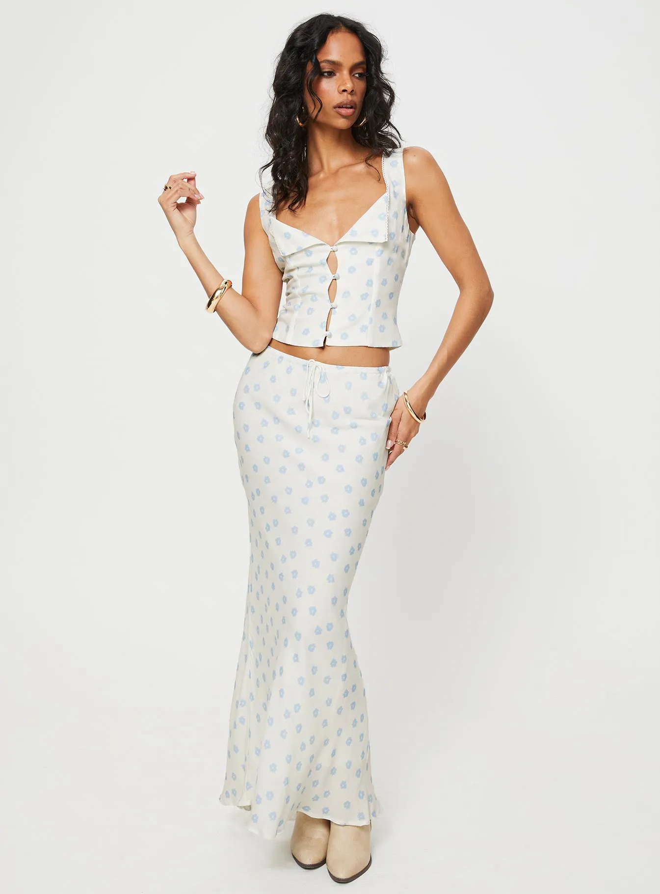 Cheshire Floral Maxi Skirt White / Blue sold by Princess Polly product image thumbnail 4