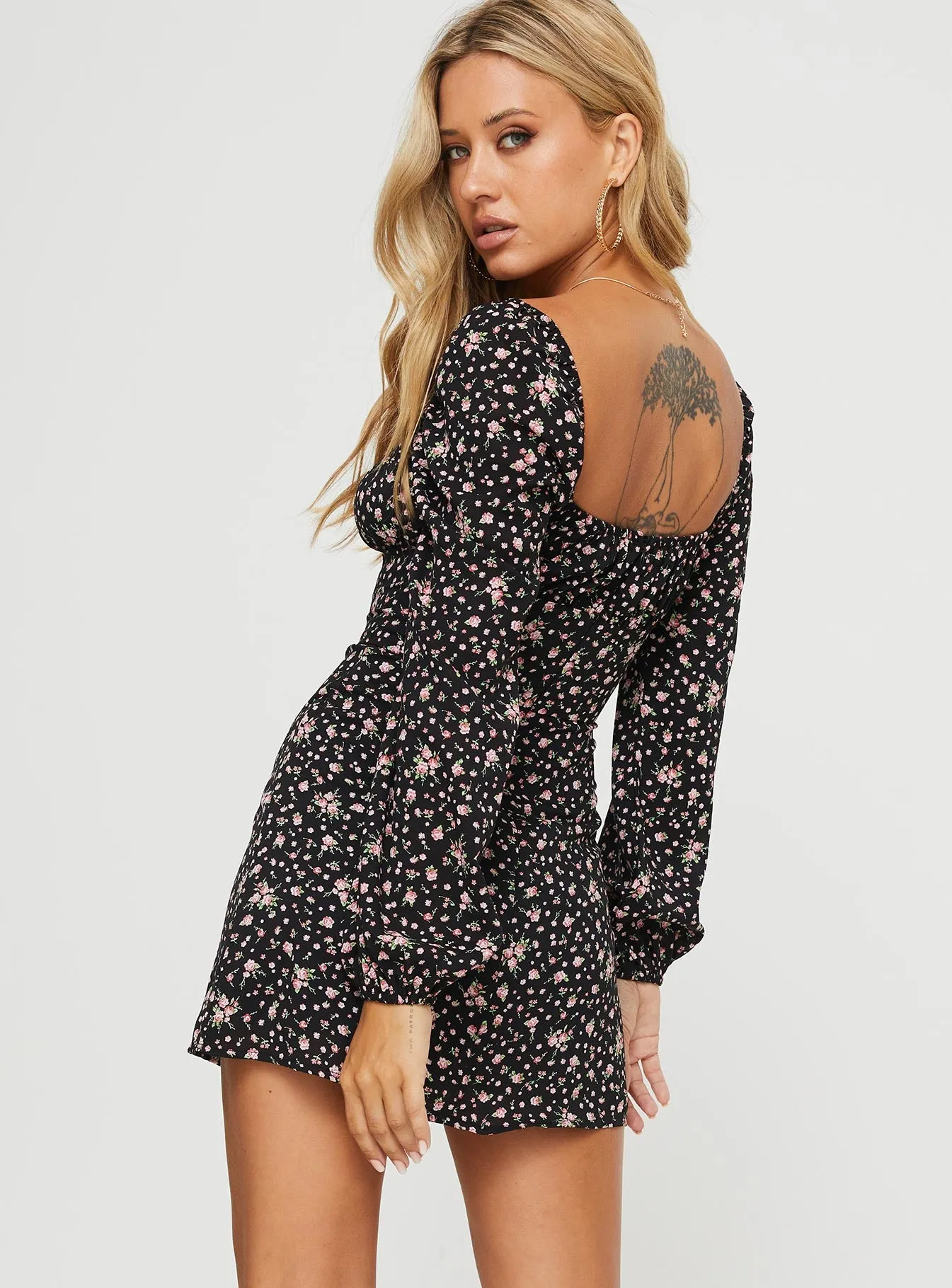 Lyndon Long Sleeve Mini Dress Black / Floral sold by Princess Polly product image thumbnail 4