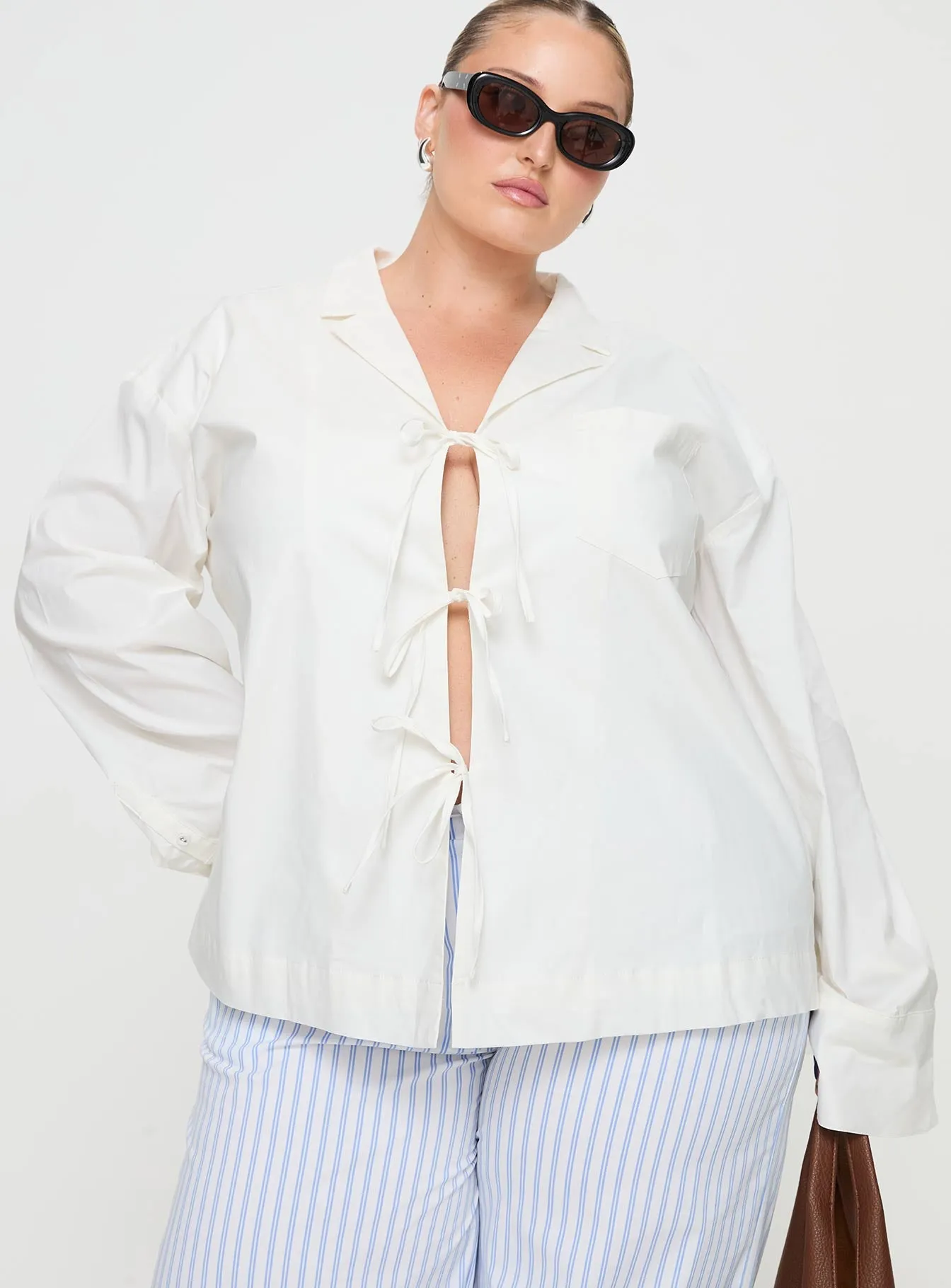 Spiri Shirt White Curve sold by Princess Polly product image thumbnail 2