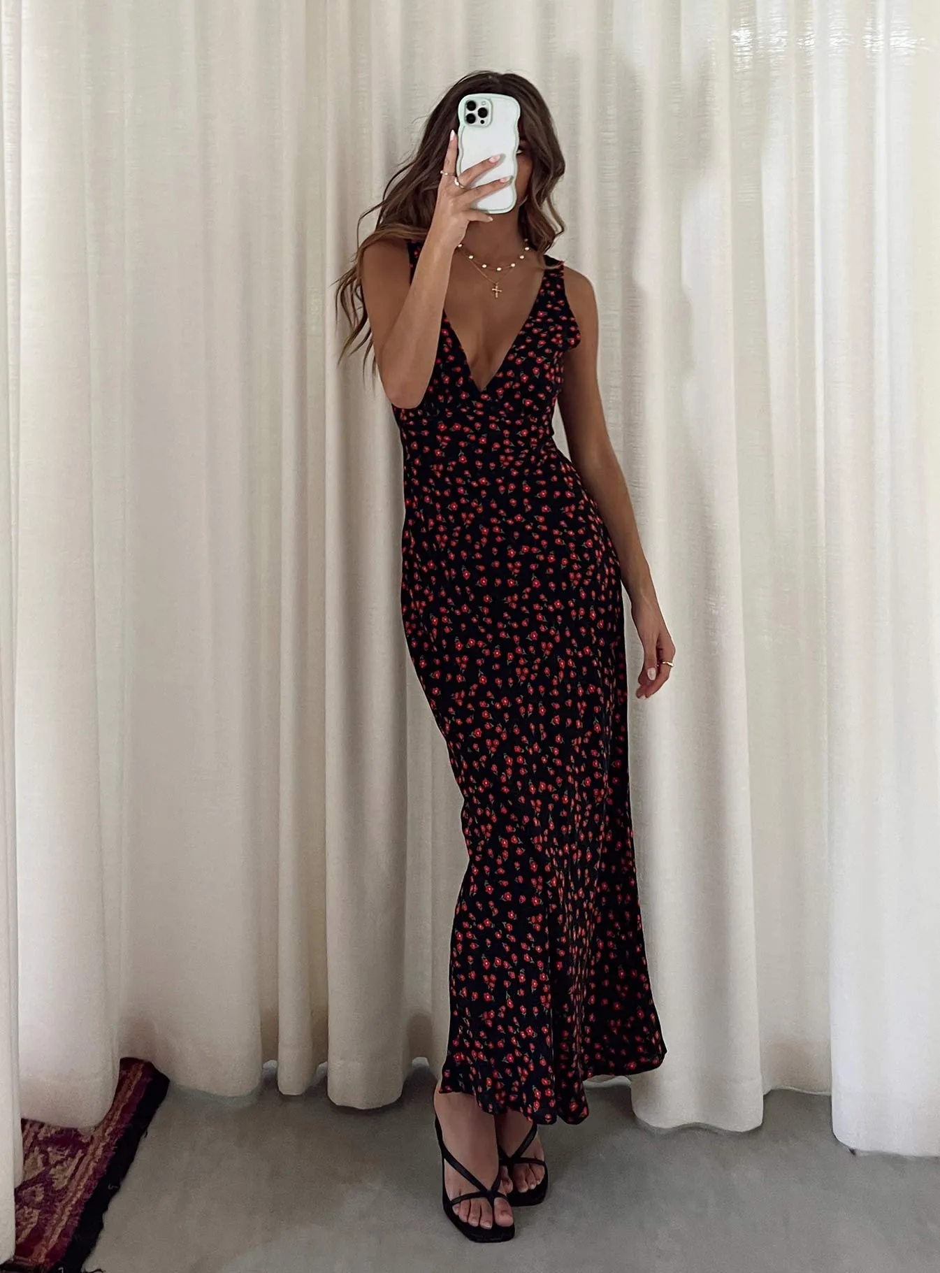 Nellie Maxi Dress Black/Red Floral sold by Princess Polly product image thumbnail 2
