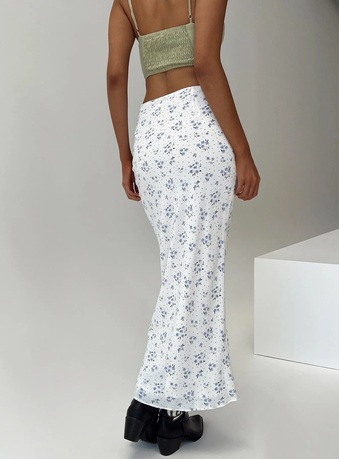 Hera Maxi Skirt White sold by Princess Polly product image thumbnail 4