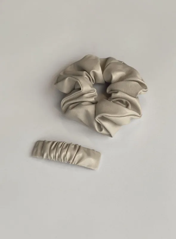 Lenny Hair Pack Beige sold by Princess Polly