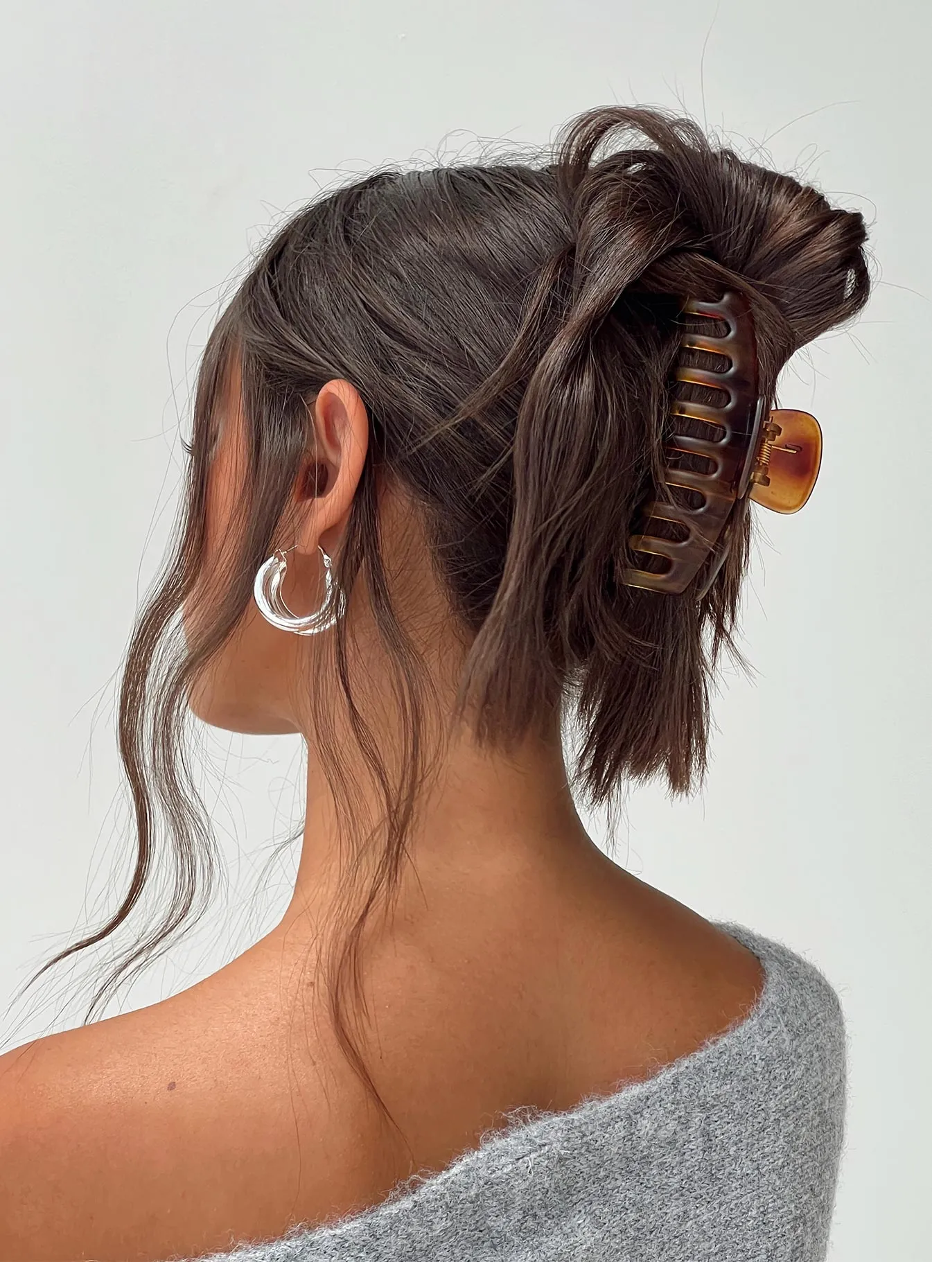 Gable Hair Clip Tort sold by Princess Polly