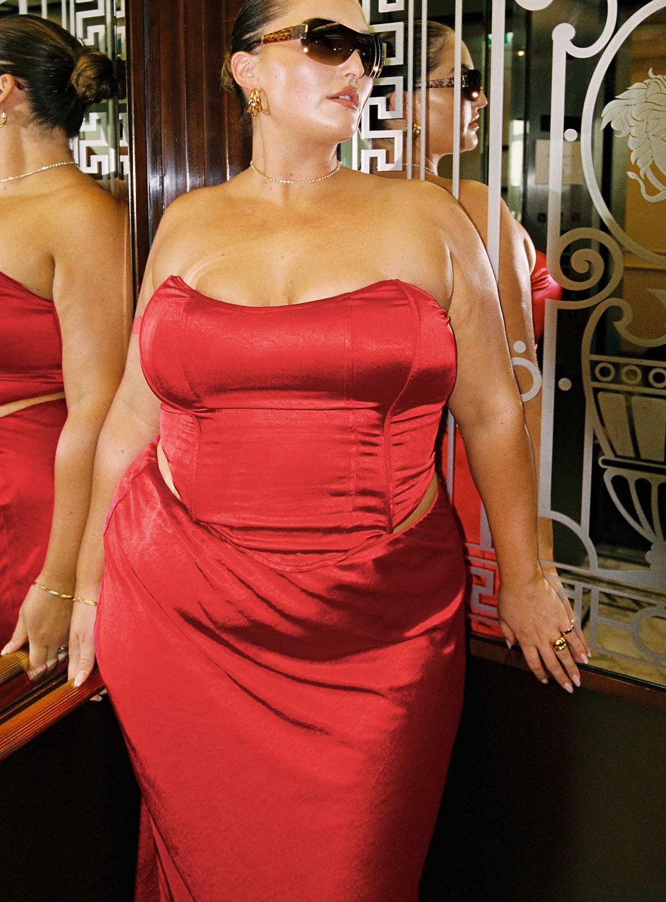 Zinny Set Red Curve sold by Princess Polly product image thumbnail 2