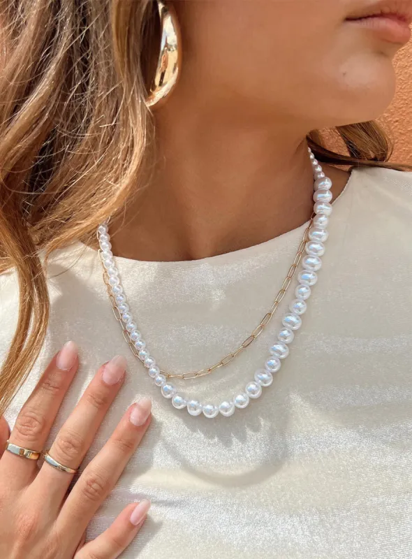 Basalt Pearl Necklace Gold sold by Princess Polly