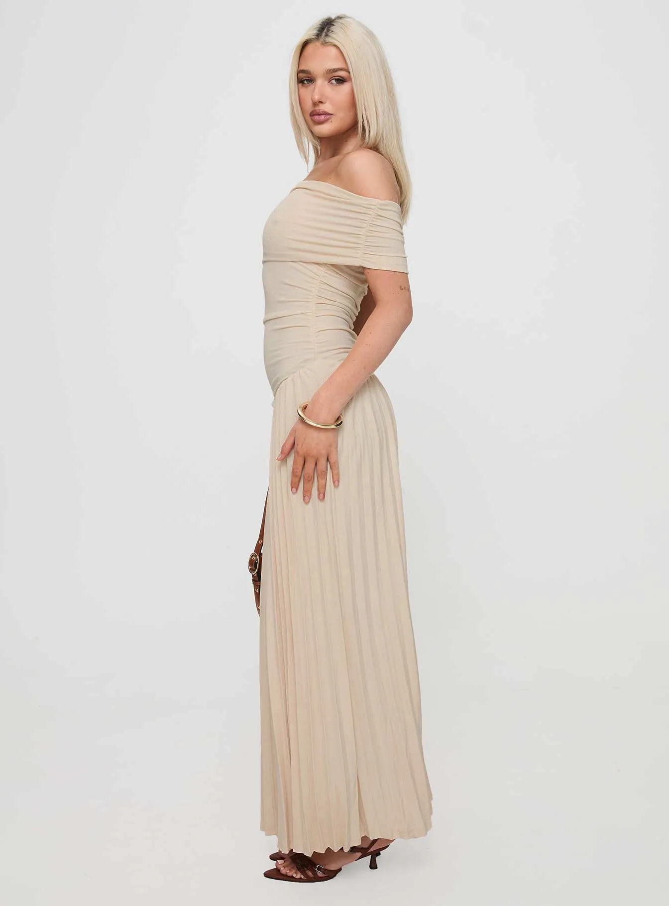 Field Of Dreams Maxi Dress Oatmeal sold by Princess Polly product image thumbnail 4