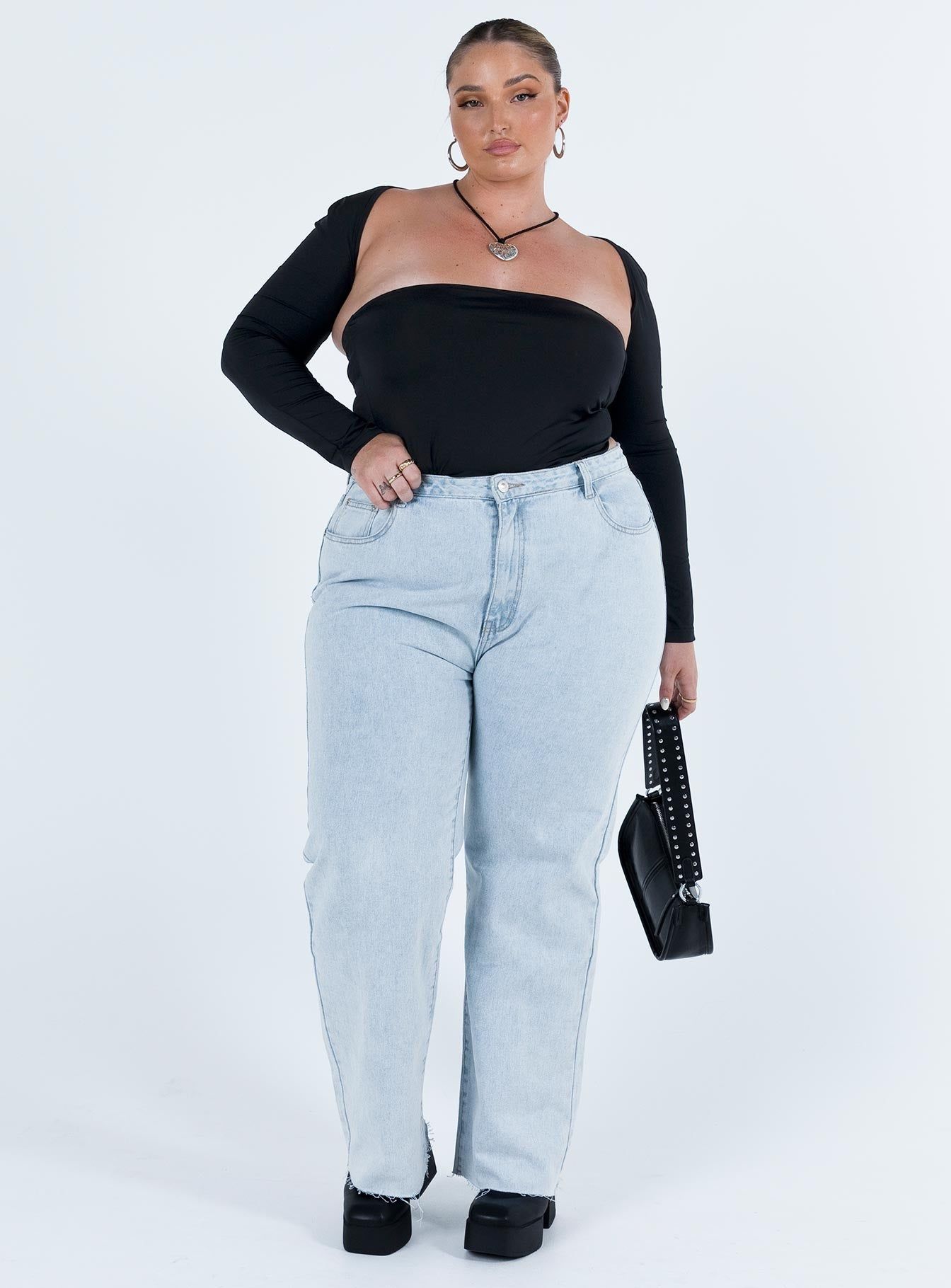 Queenstown Straight Leg Jeans Light Wash Denim Curve sold by Princess Polly product image thumbnail 3