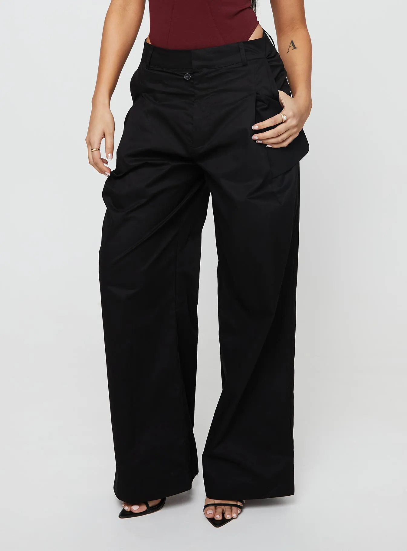 Smokeshow Pants Onyx sold by Princess Polly product image thumbnail 2