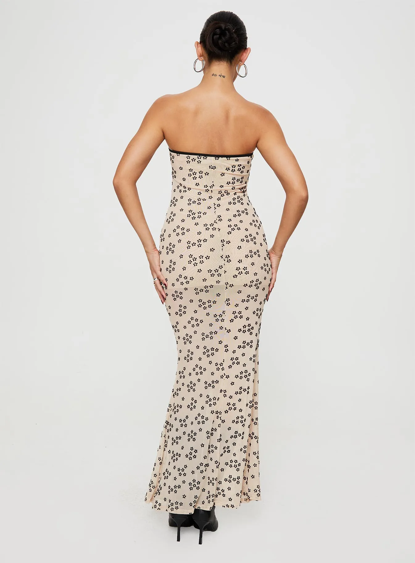 Illuminating Maxi Dress Beige Floral sold by Princess Polly product image thumbnail 4