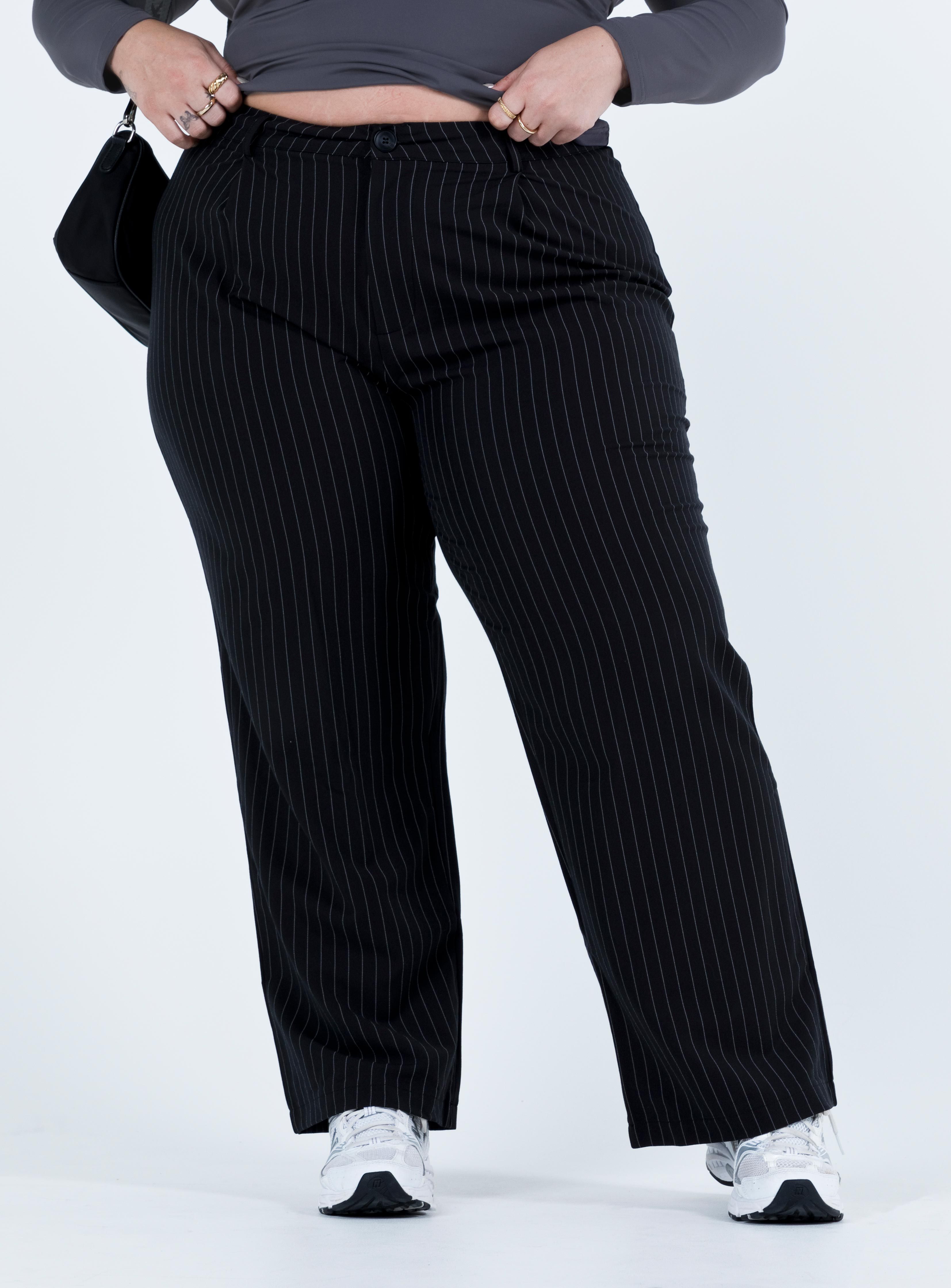 Titius Pants Black Curve sold by Princess Polly product image thumbnail 2