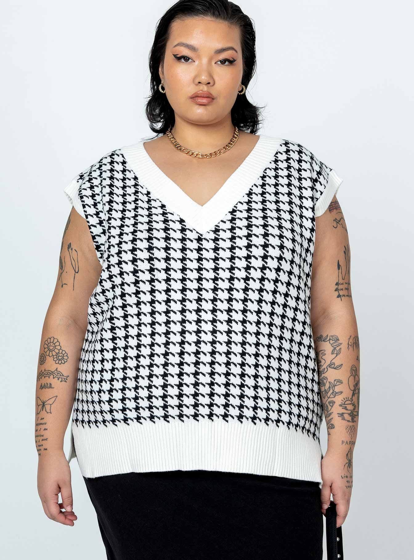 Ashton Sweater Vest White Curve sold by Princess Polly product image thumbnail 2