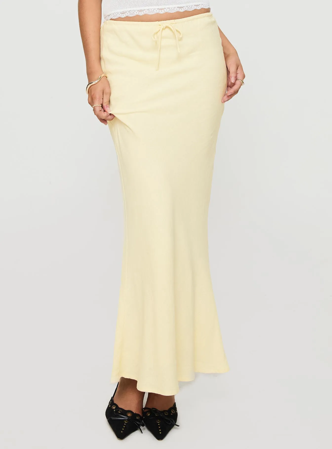 Mercer Linen Blend Maxi Skirt Lemon sold by Princess Polly product image thumbnail 2