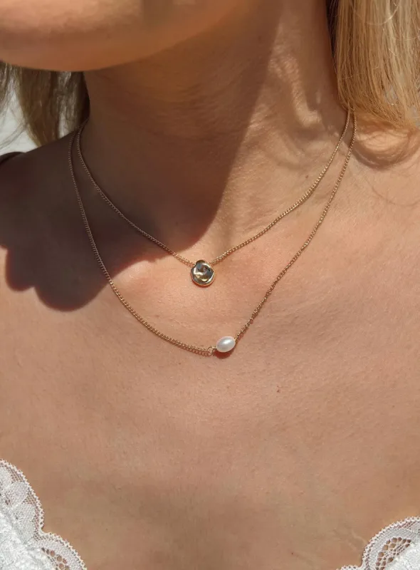 Corindi Pearl Necklace Gold sold by Princess Polly