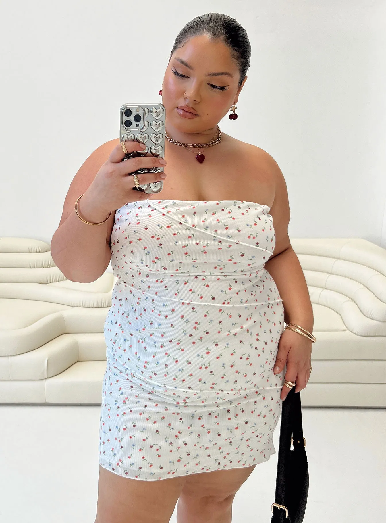 Oscar Mini Dress White Floral Curve sold by Princess Polly product image thumbnail 4