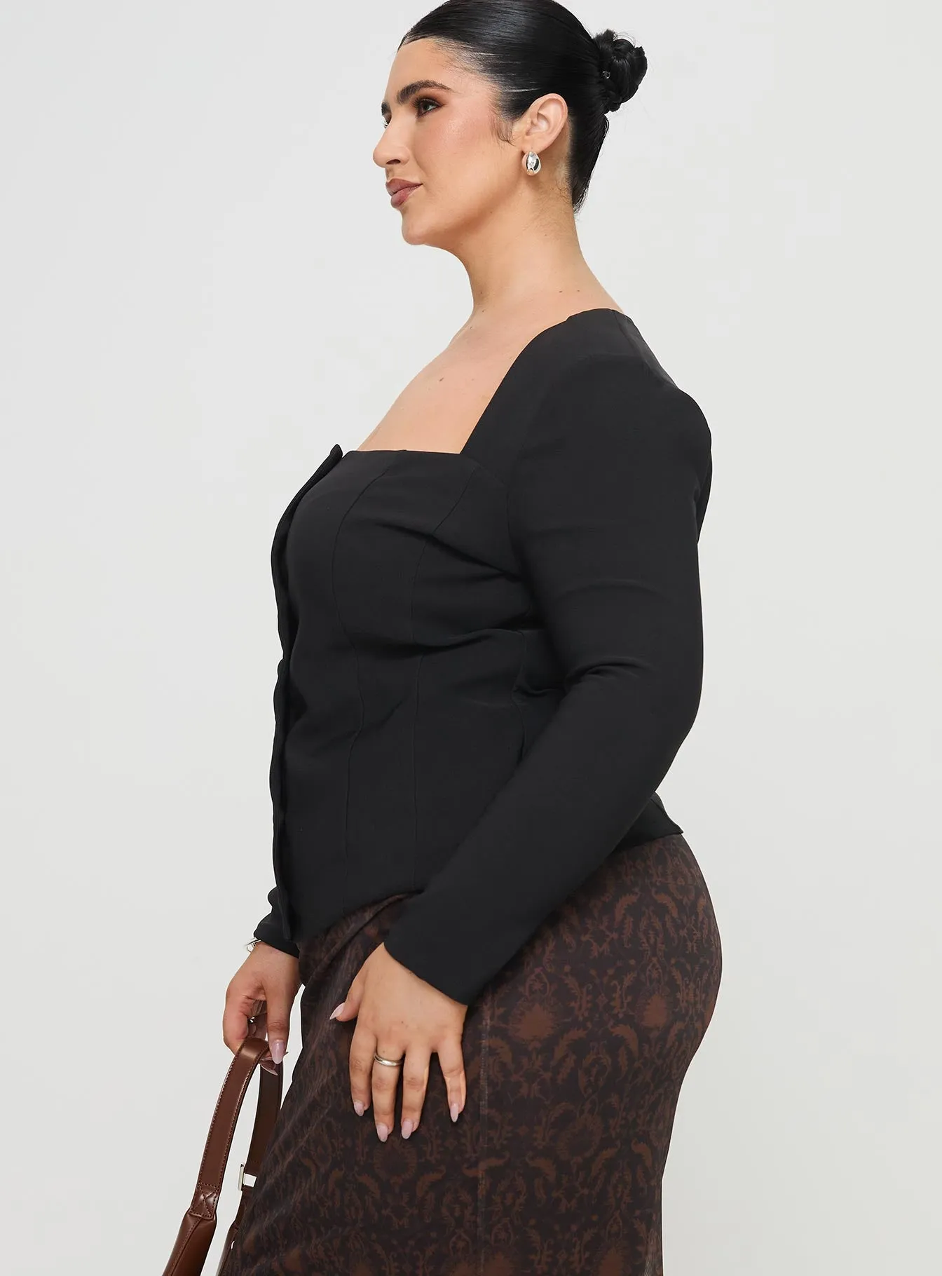 Gaskin Long Sleeve Top Black Curve sold by Princess Polly product image thumbnail 4