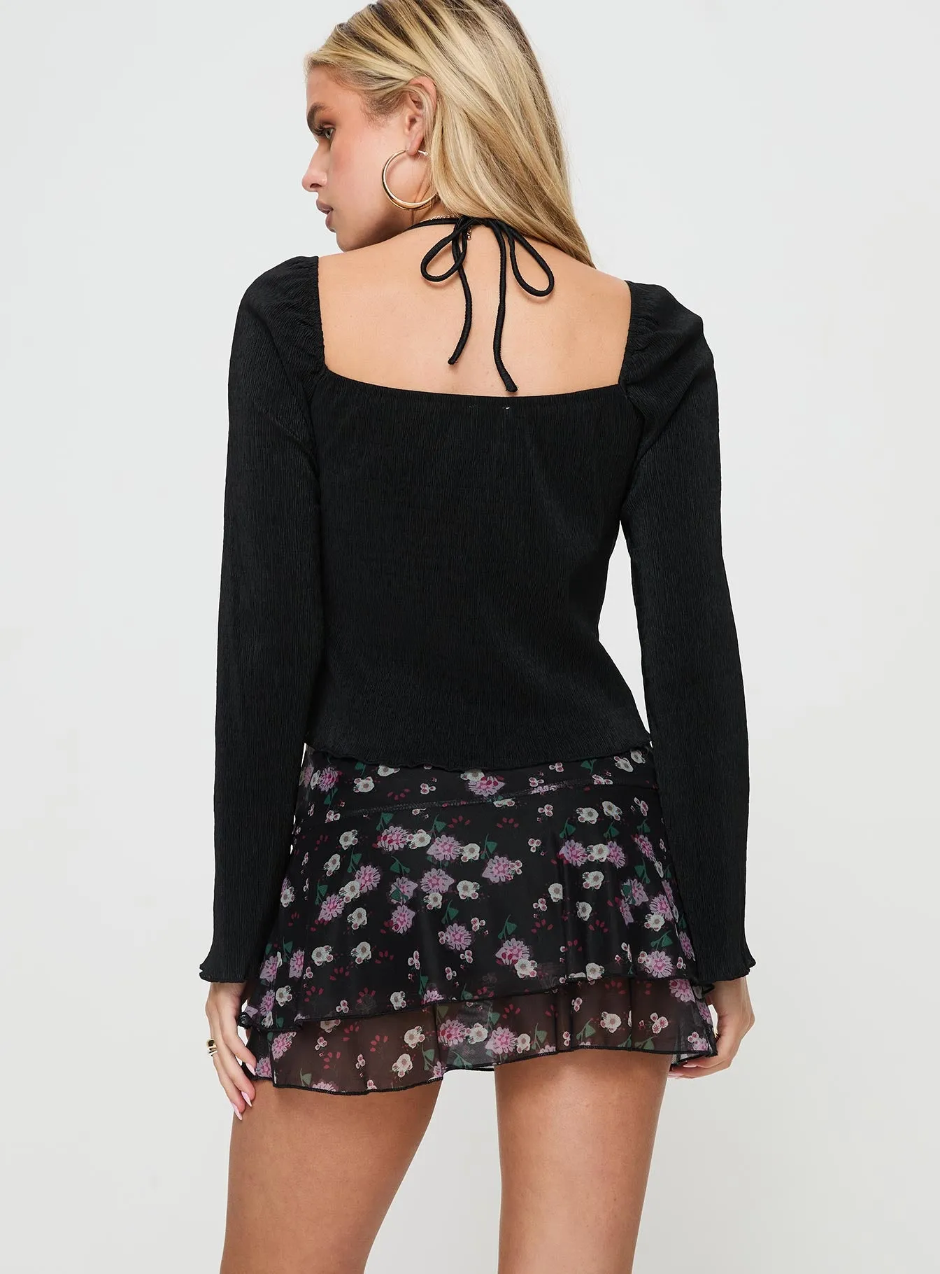 Sunny Skies Mini Skirt Black Floral sold by Princess Polly product image thumbnail 4