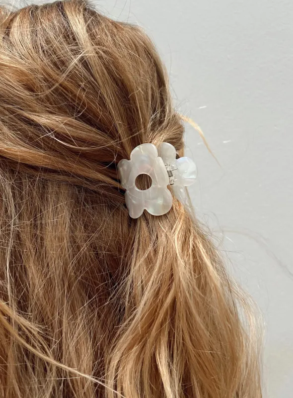 Jaci Hair Clip White sold by Princess Polly