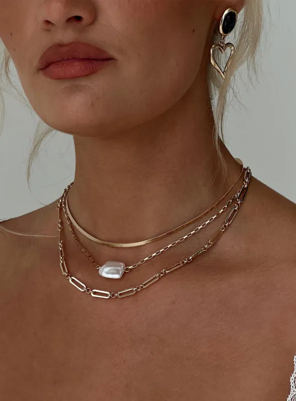 Get Me Necklace Gold sold by Princess Polly