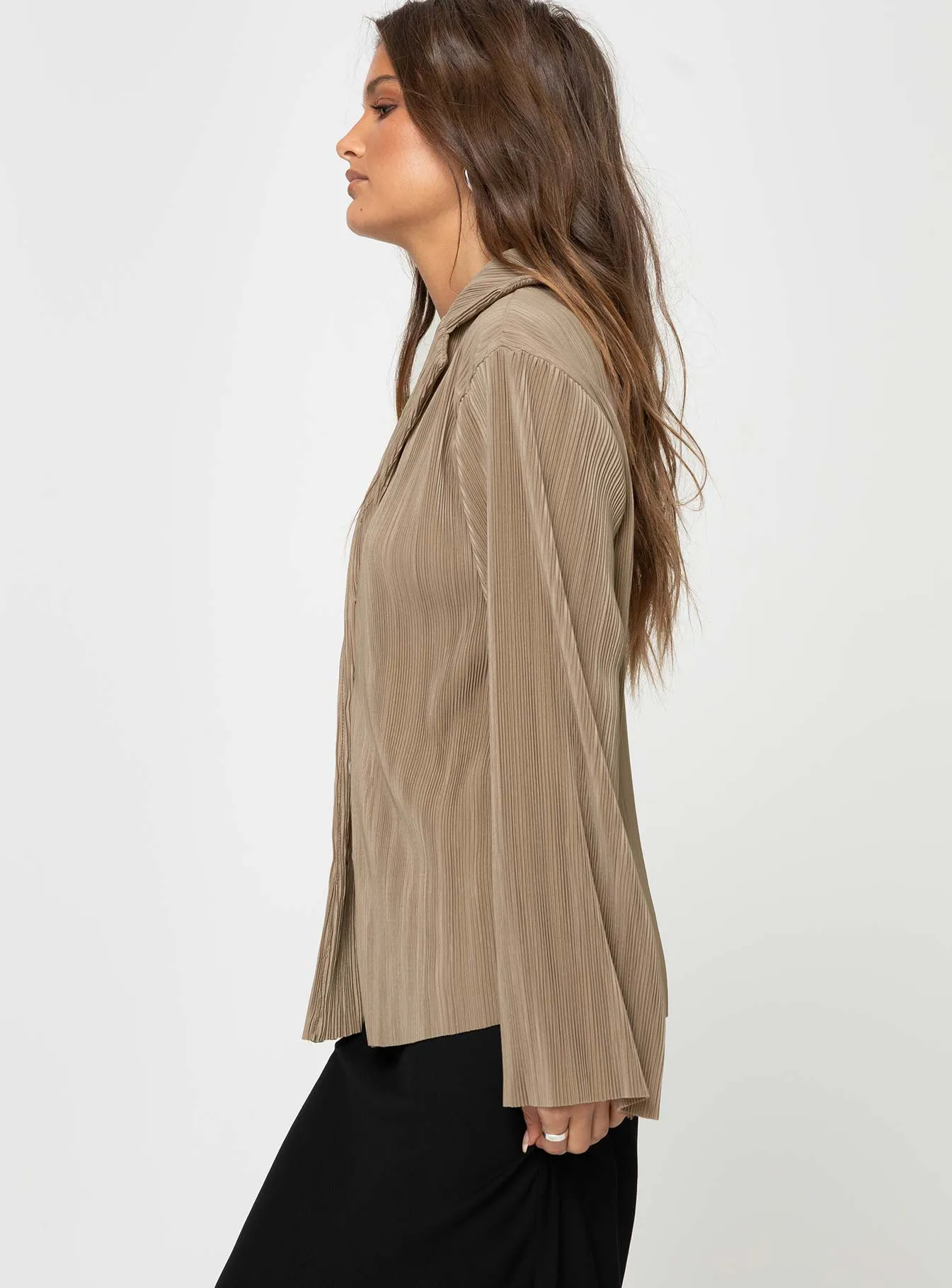 Louie Pleated Shirt Beige sold by Princess Polly product image thumbnail 4