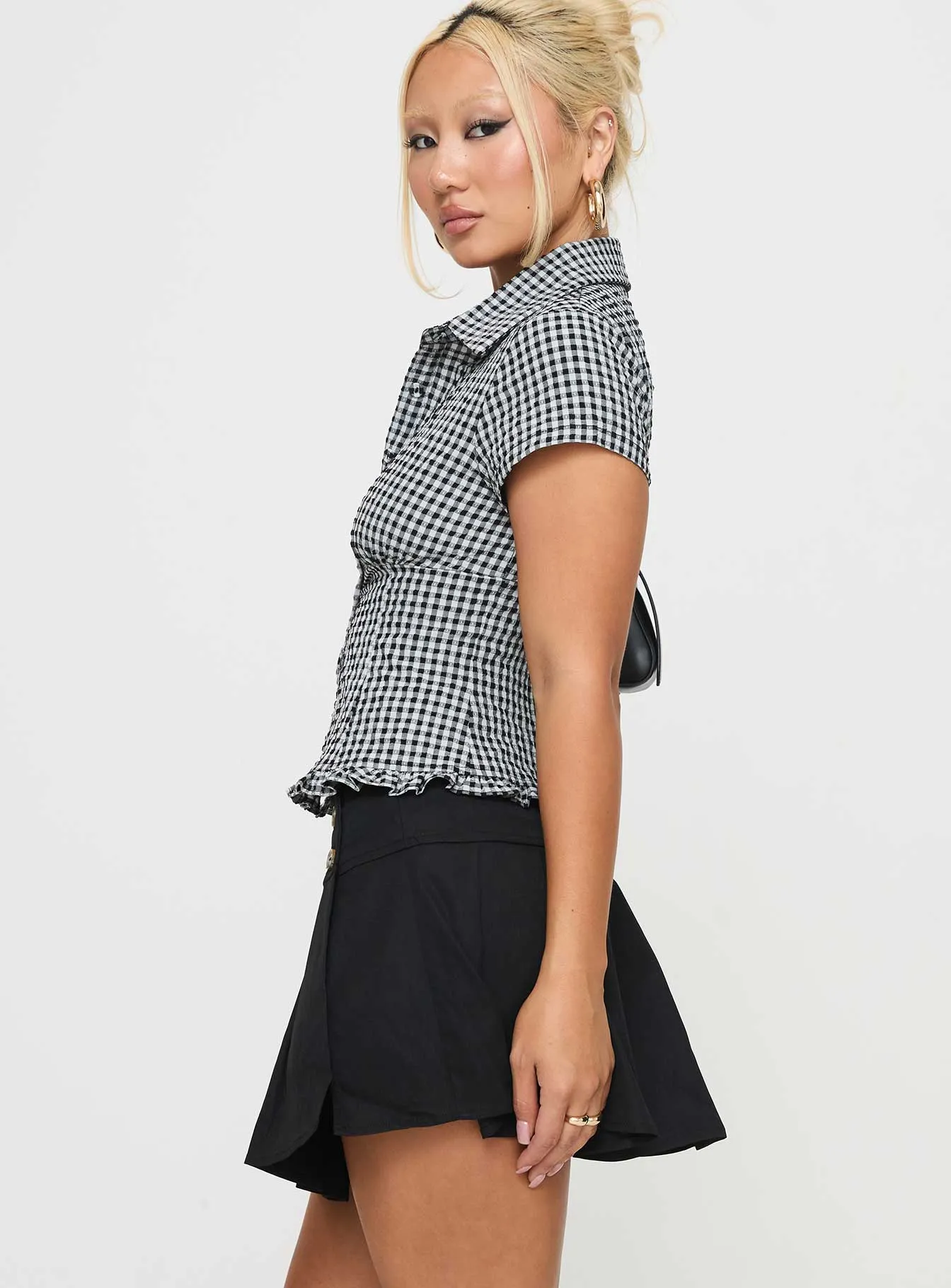 Anubis Pleat Mini Skirt Black sold by Princess Polly product image thumbnail 4