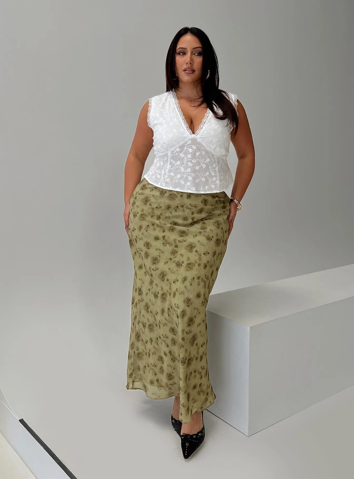 Piazia Maxi Skirt Green Curve sold by Princess Polly