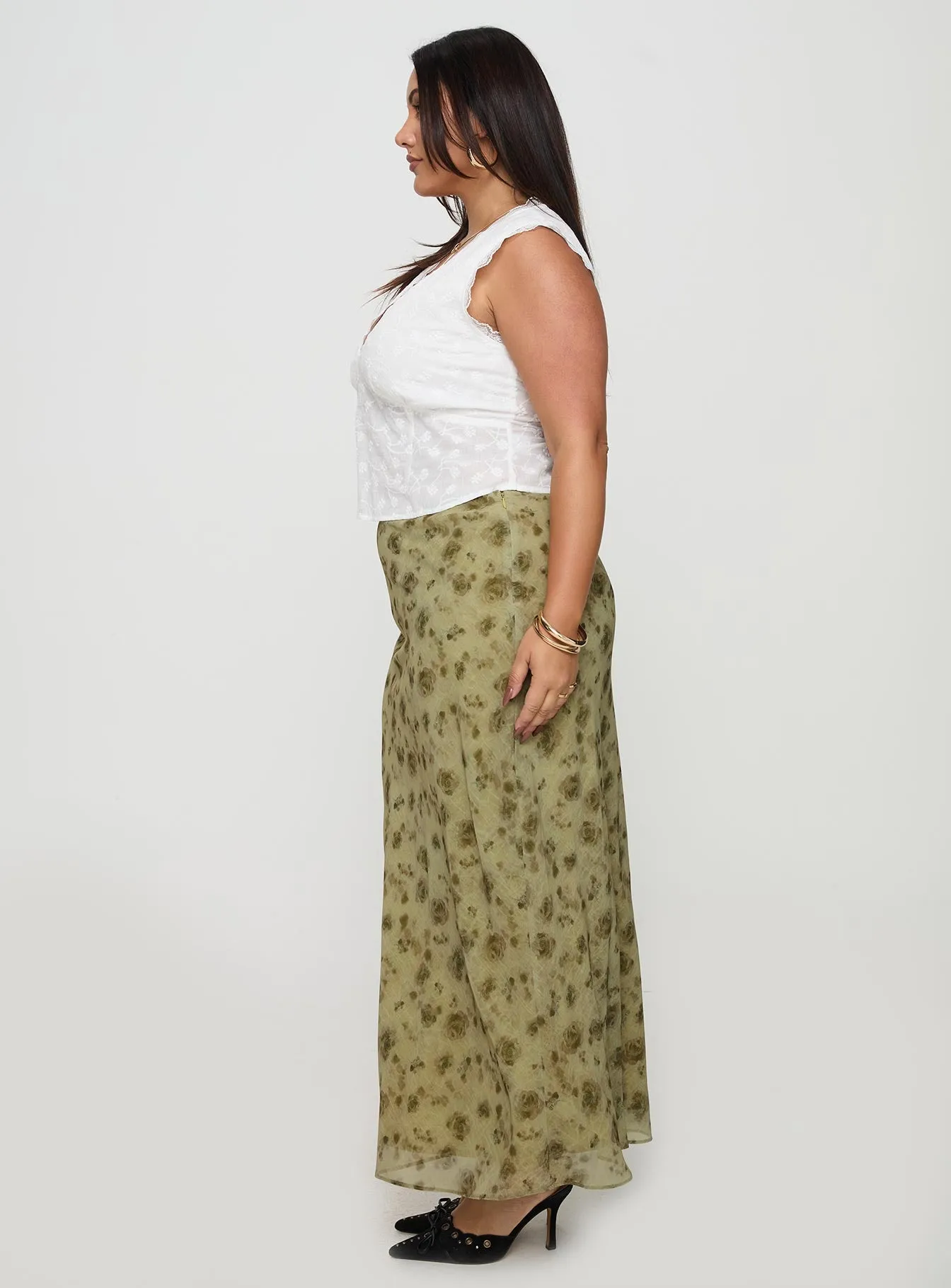 Piazia Maxi Skirt Green Curve sold by Princess Polly product image thumbnail 4