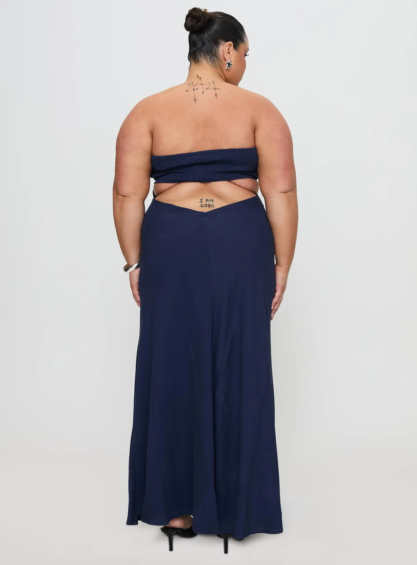 Yahir Strapless Maxi Dress Navy Curve sold by Princess Polly product image thumbnail 5