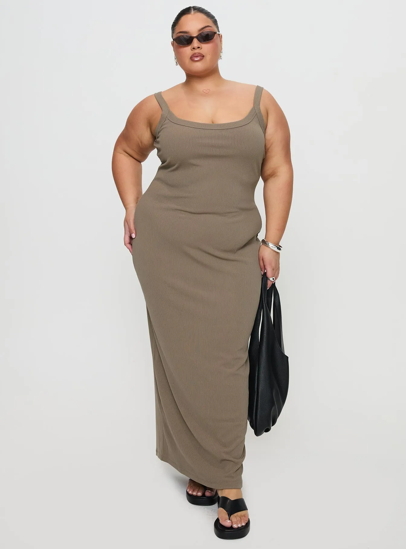 Montwood Maxi Dress Sage Curve sold by Princess Polly product image thumbnail 3