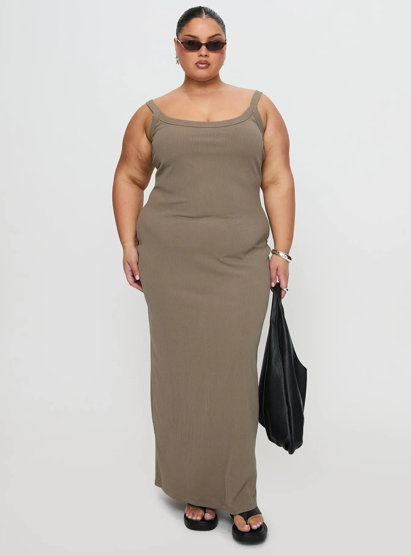 Montwood Maxi Dress Sage Curve sold by Princess Polly product image thumbnail 2