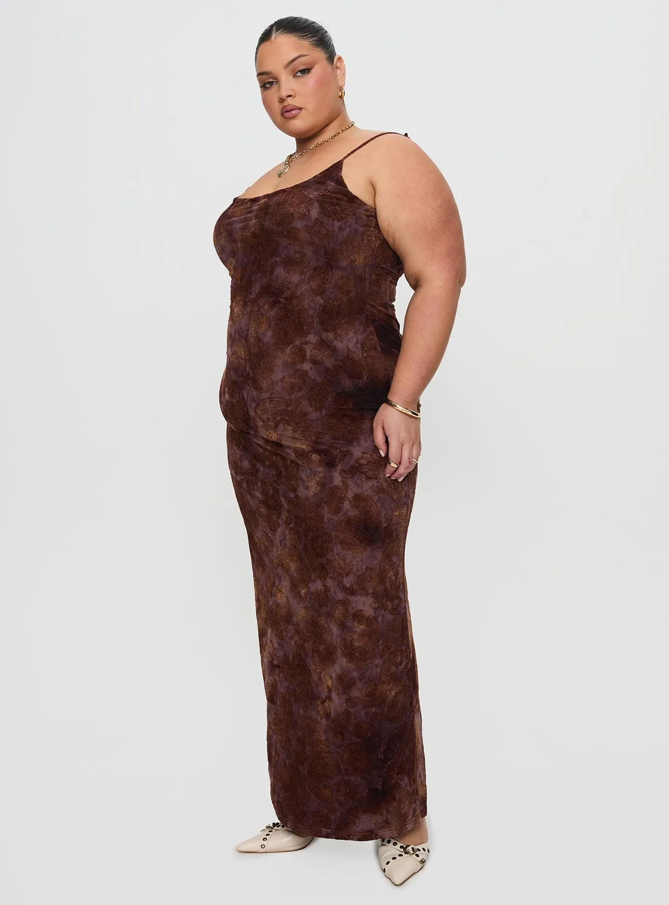 Knox Maxi Dress Chocolate Paisley Curve sold by Princess Polly product image thumbnail 4