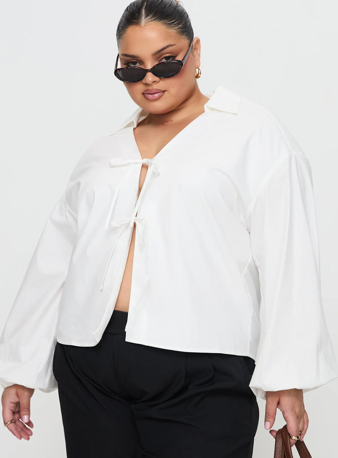 Rinon Long Sleeve Top White Curve sold by Princess Polly product image thumbnail 2